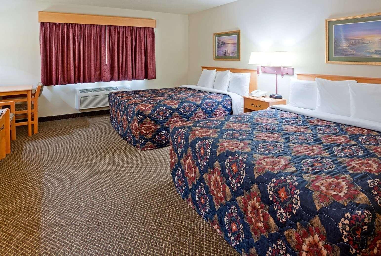 Americinn By Wyndham Fulton Clinton Экстерьер фото