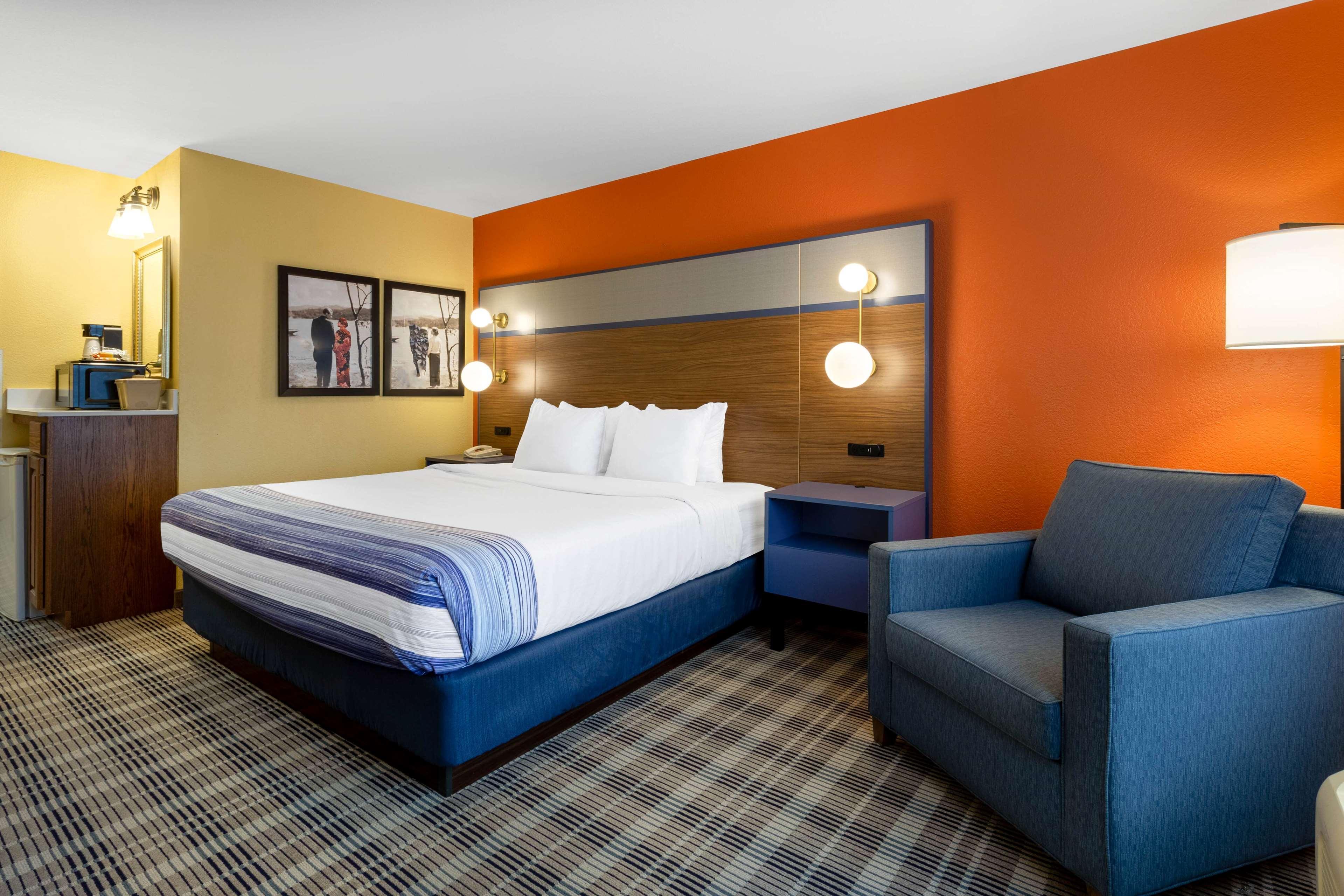Americinn By Wyndham Fulton Clinton Экстерьер фото