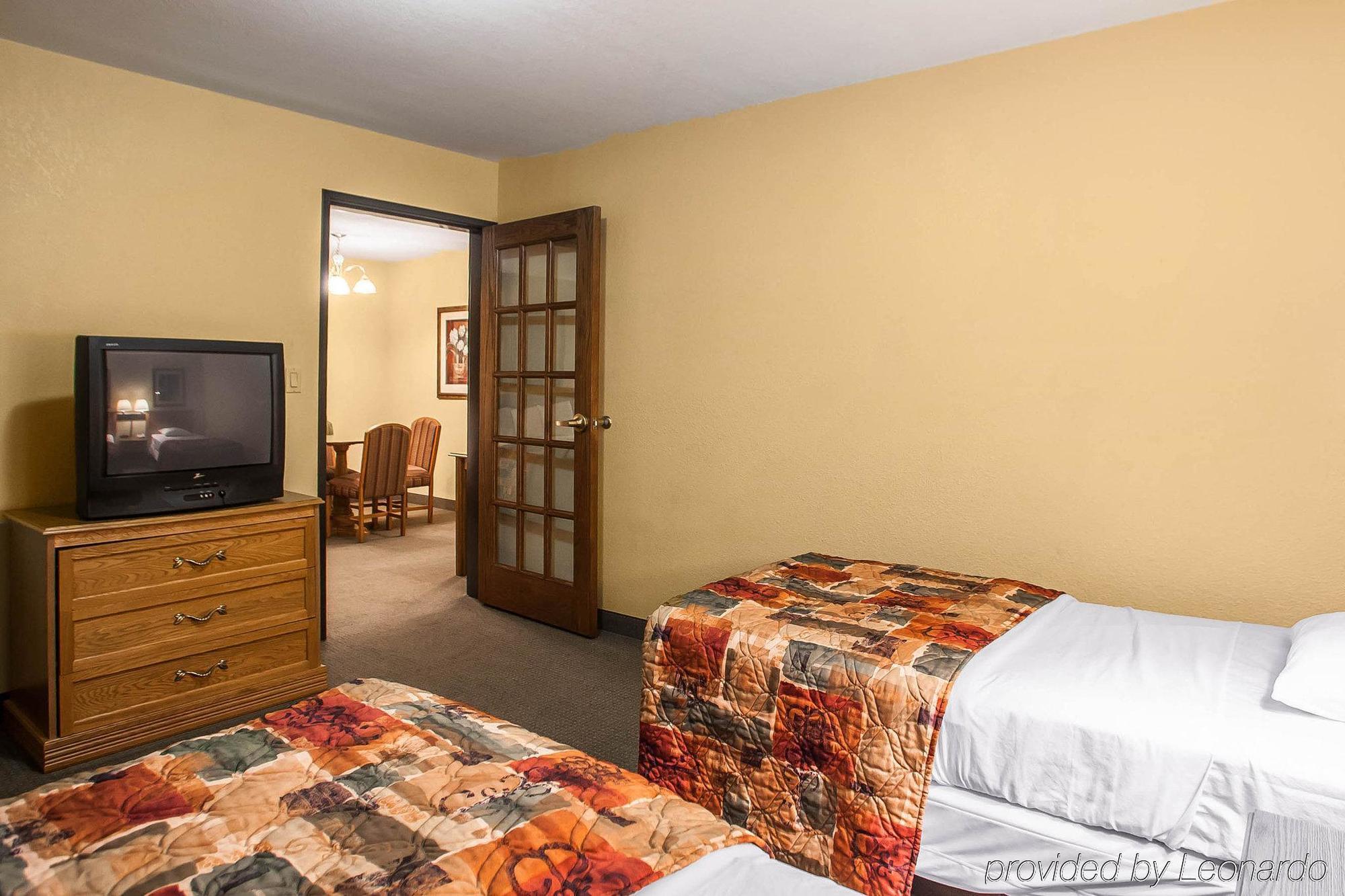 Americinn By Wyndham Fulton Clinton Экстерьер фото